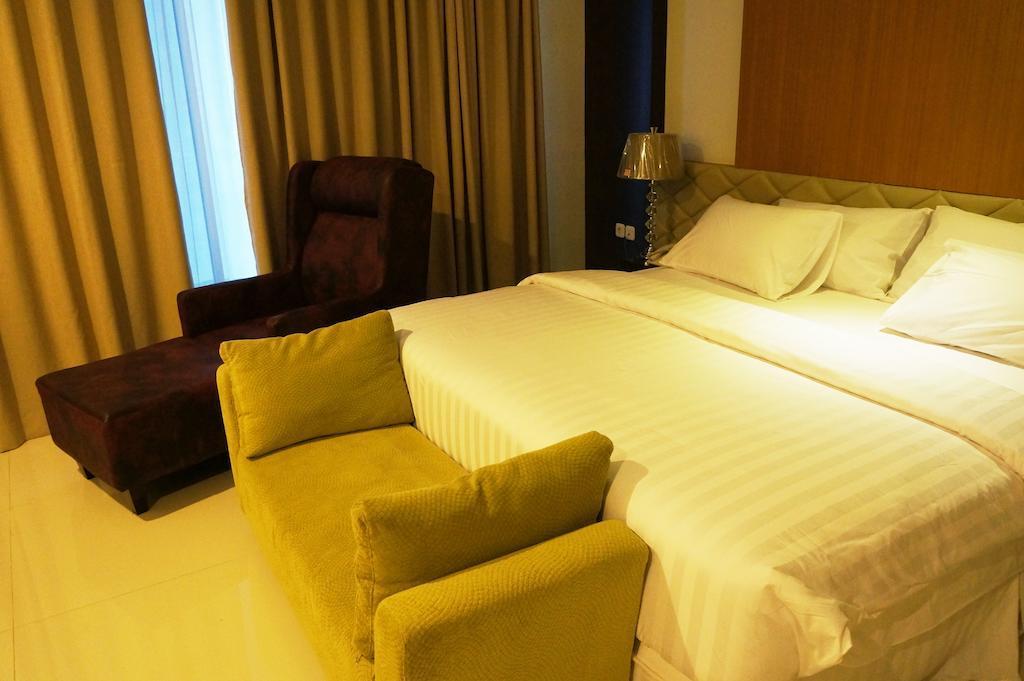 Ameera Hotel Pekanbaru Eksteriør billede