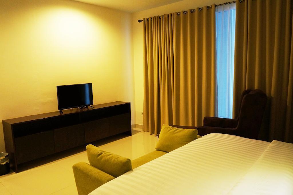 Ameera Hotel Pekanbaru Eksteriør billede