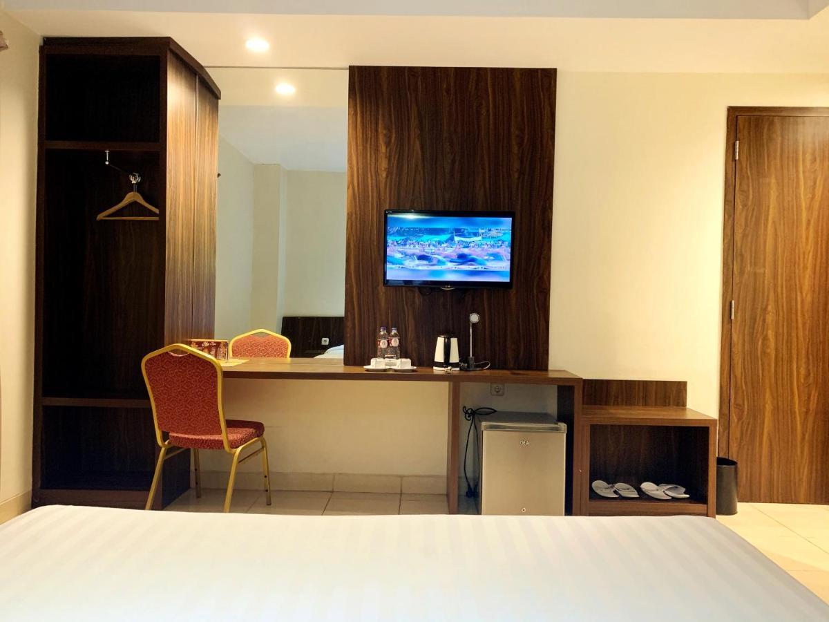 Ameera Hotel Pekanbaru Eksteriør billede