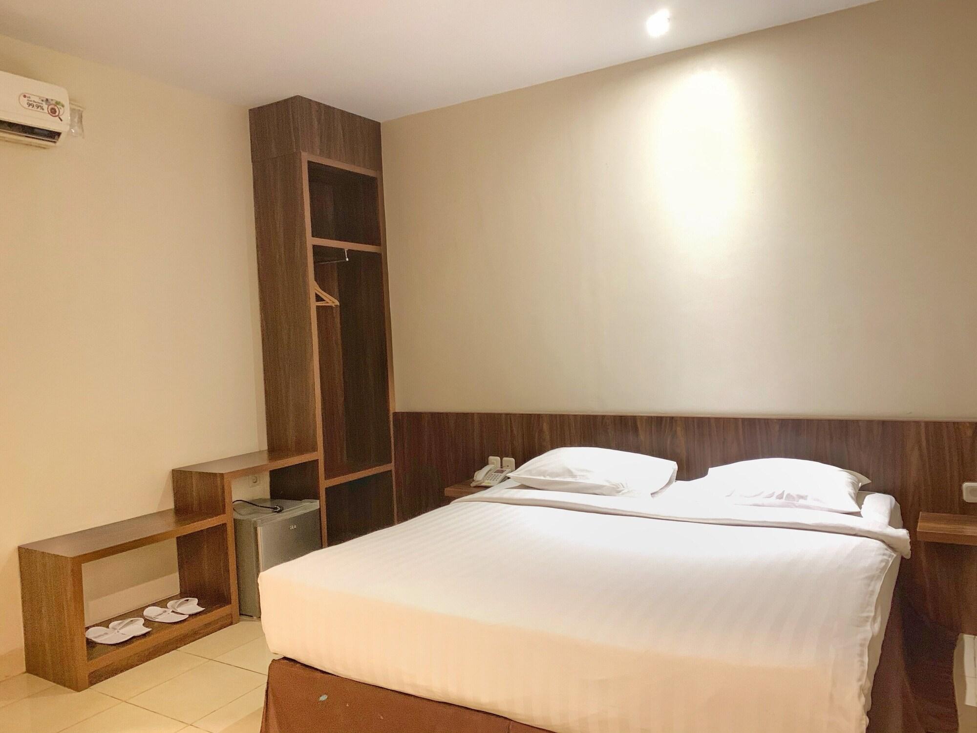 Ameera Hotel Pekanbaru Eksteriør billede