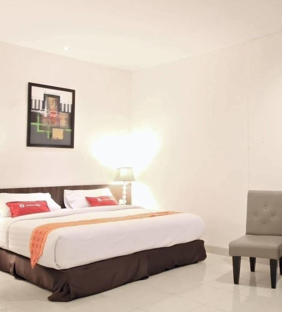 Ameera Hotel Pekanbaru Eksteriør billede