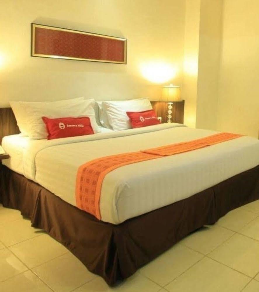 Ameera Hotel Pekanbaru Eksteriør billede