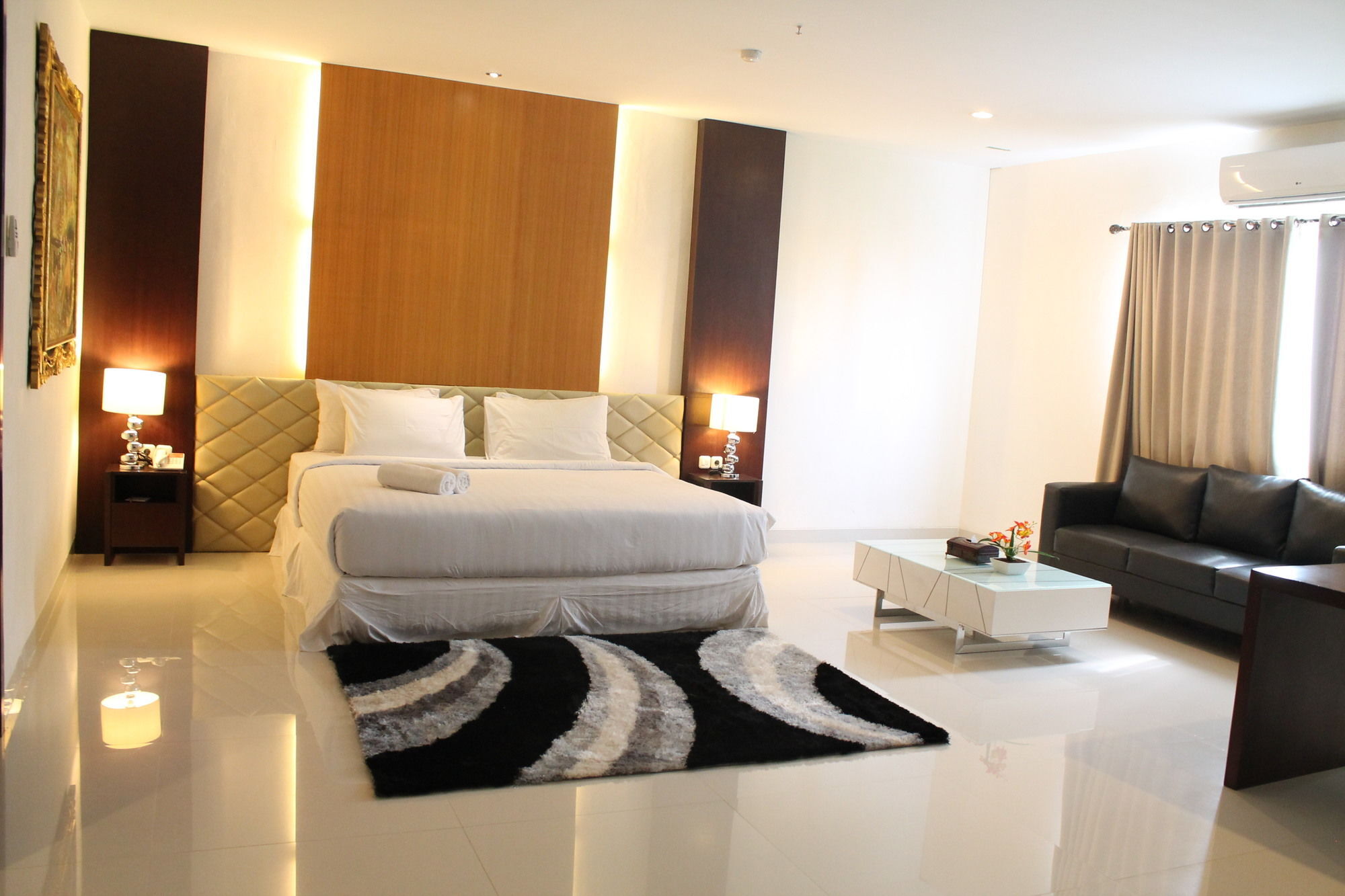Ameera Hotel Pekanbaru Eksteriør billede